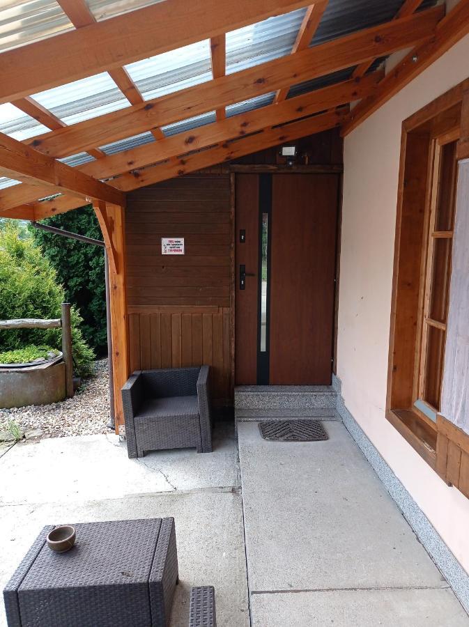 Gospodarstwo Agroturystyczne U Stasikow Spytkowice  Exterior foto
